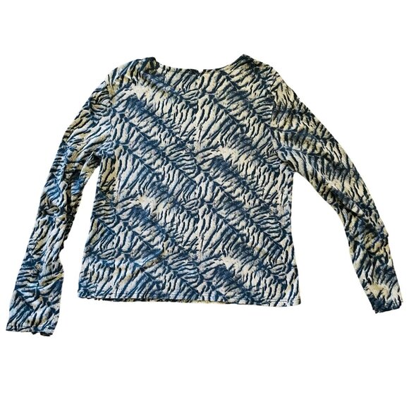 Kim Rogers Long Sleeve Tiger Print Top in Blue and White - Picture 2 of 7